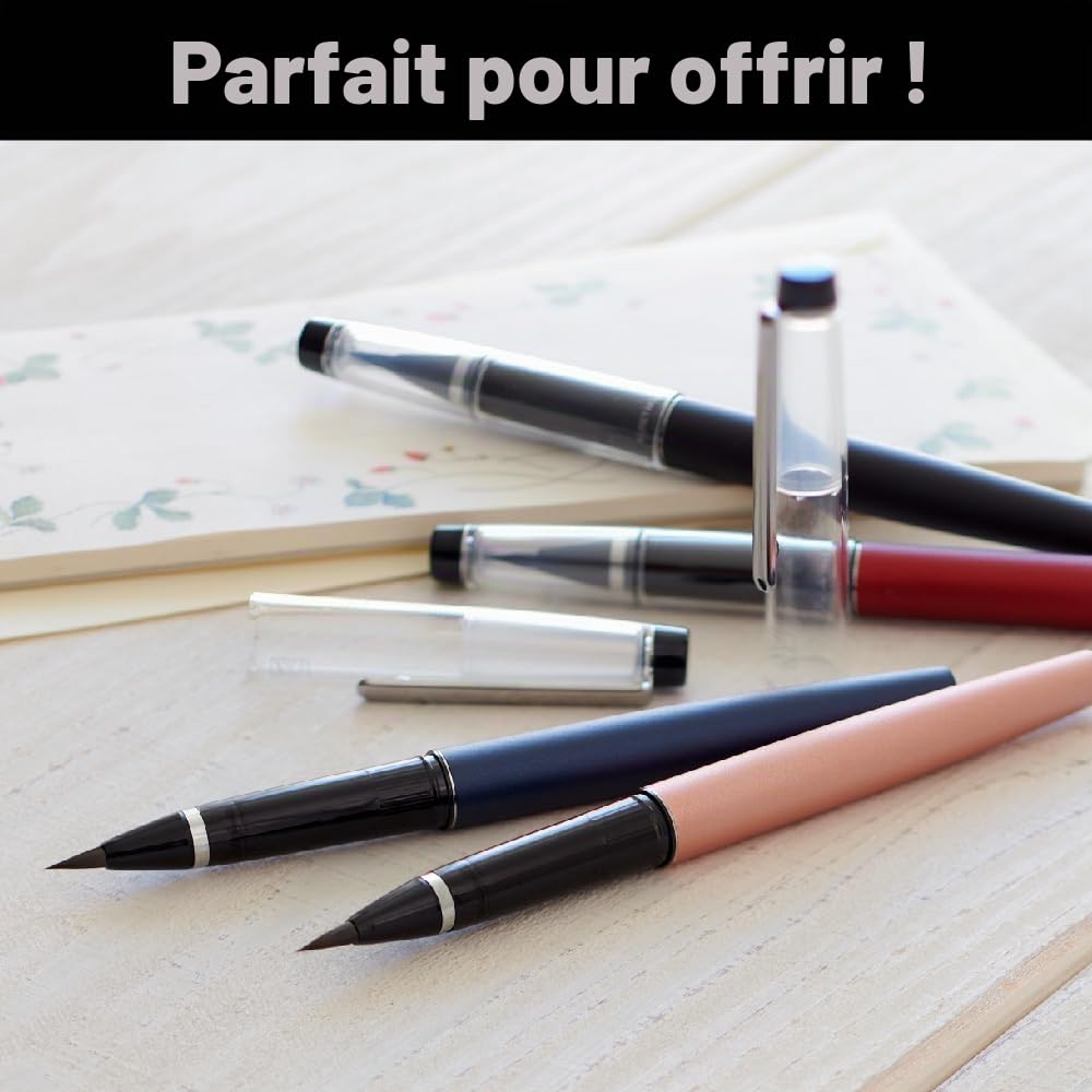 Kuretake MANNEN MOUHITSU Fude Brush Pen (No.13) Black body with Spare Cartridge, Black ink, Flexible Tip for kanji, lettering, calligraphy, Art Drawing, Made in japan