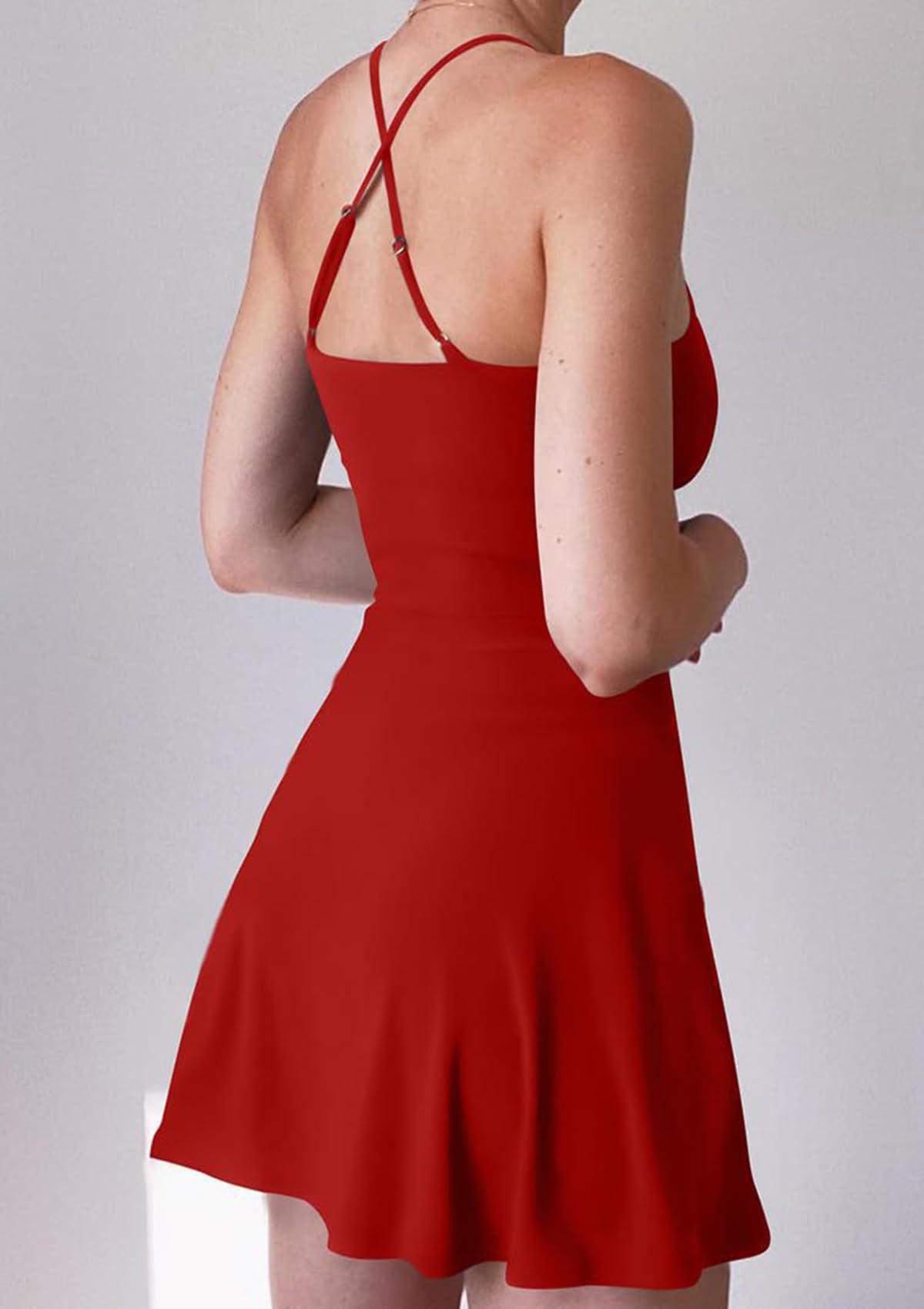 ThreeH Robe d'entraînement pour femme avec short intégré, sans manches, bretelles réglables, robe d'été