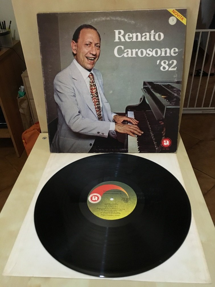 VINILE 33 GIRI RENATO CAROSONE 82 - 1982 - RARO -