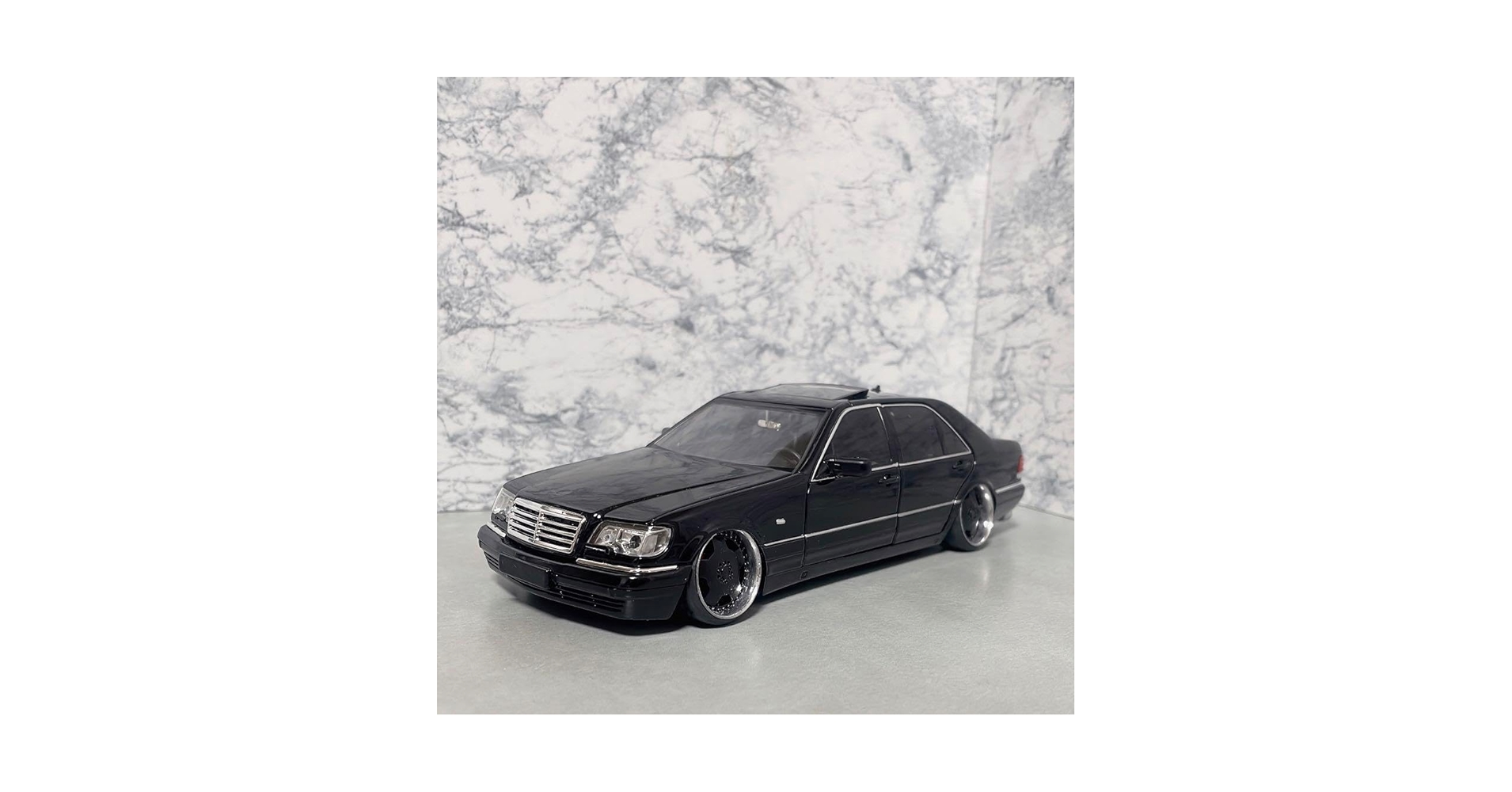 Amazon | 新車 1/24 W140 320SEL カスタム | ミニカー・ダイ