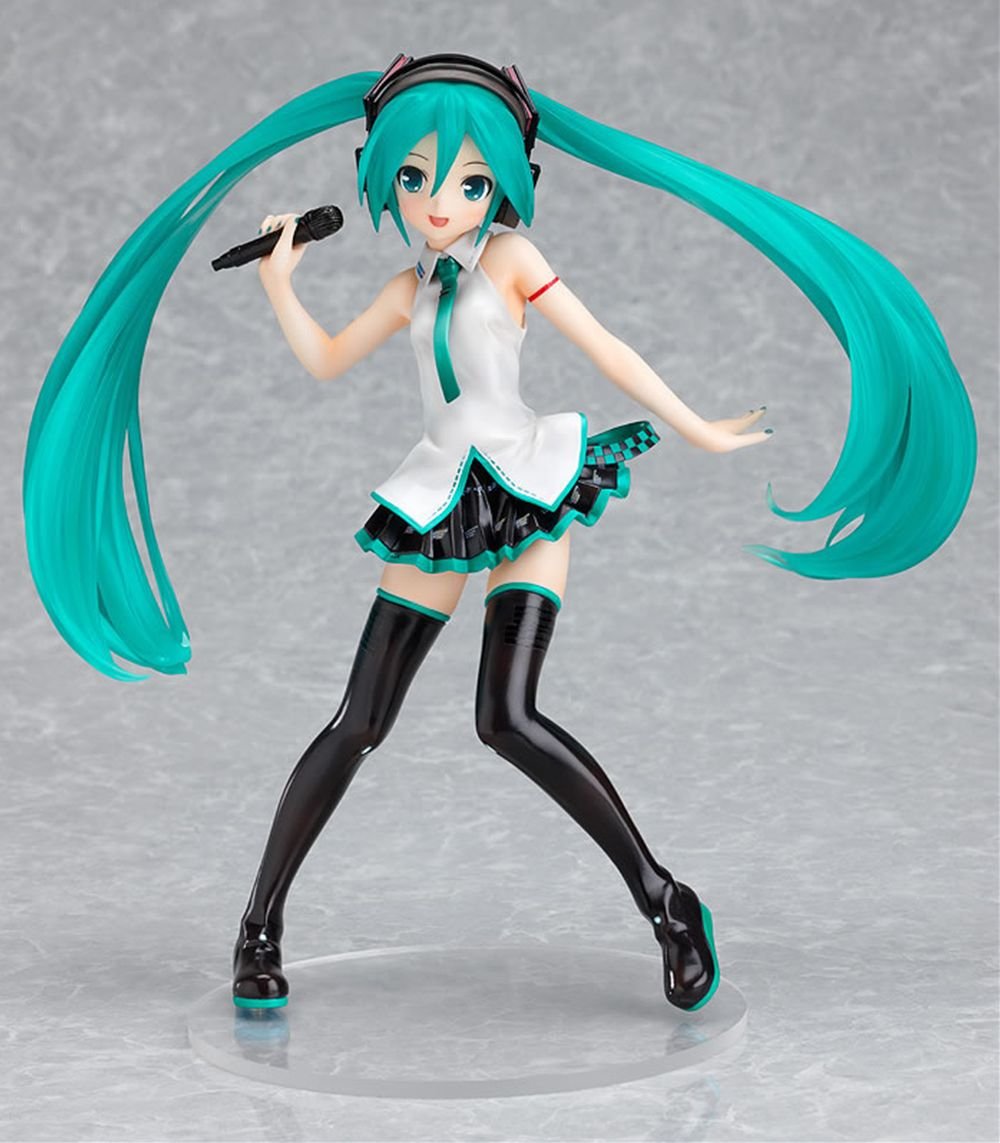 Amazon.co.jp: 初音ミク Lat式Ver. (1/8スケール PVC塗装済み完成品