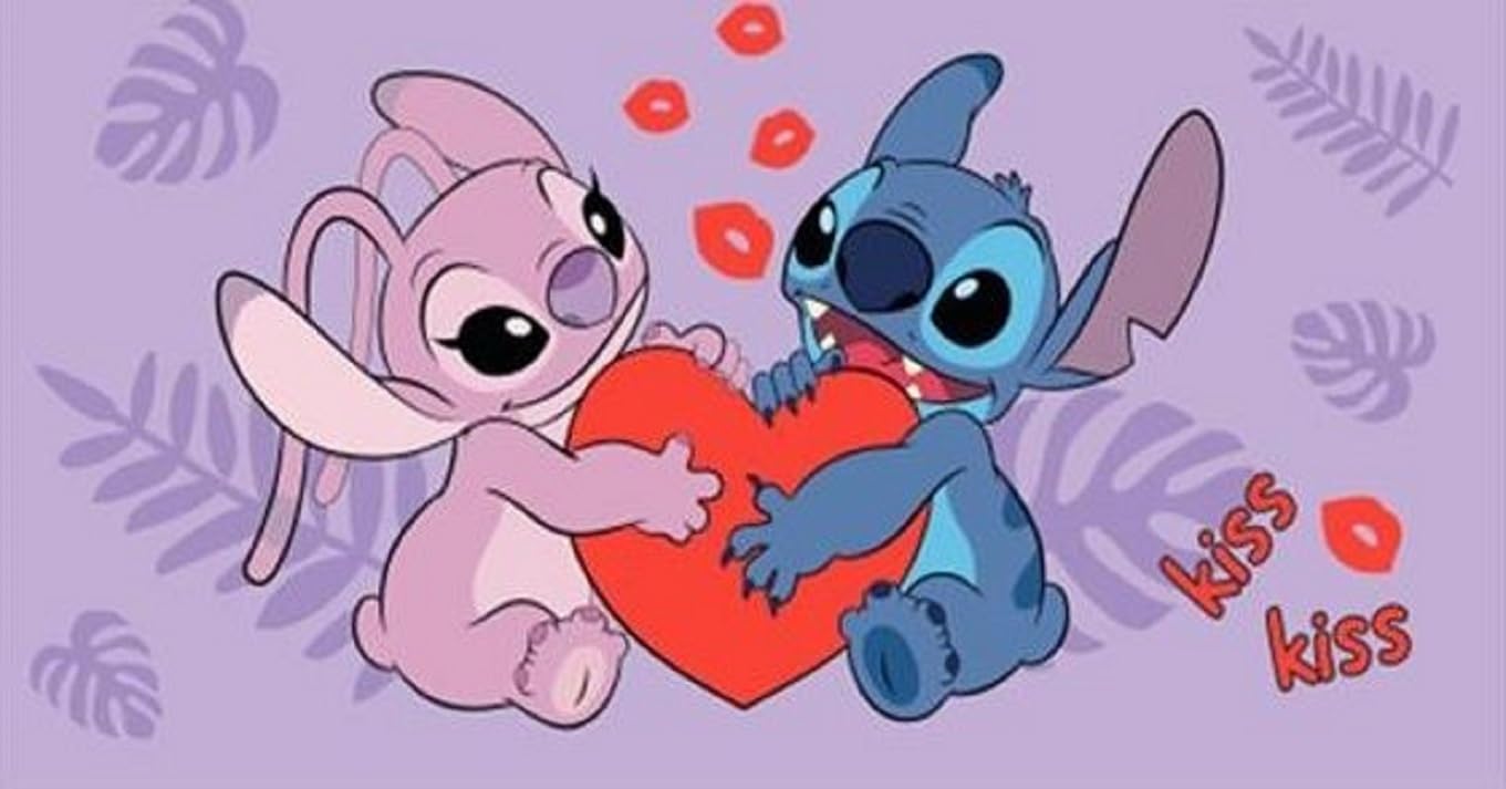 Jerry Fabrics Disney Lilo & Stitch Beach Towel Stitch & Angel Kiss Motif 70 x 140 cm 100% Cotton
