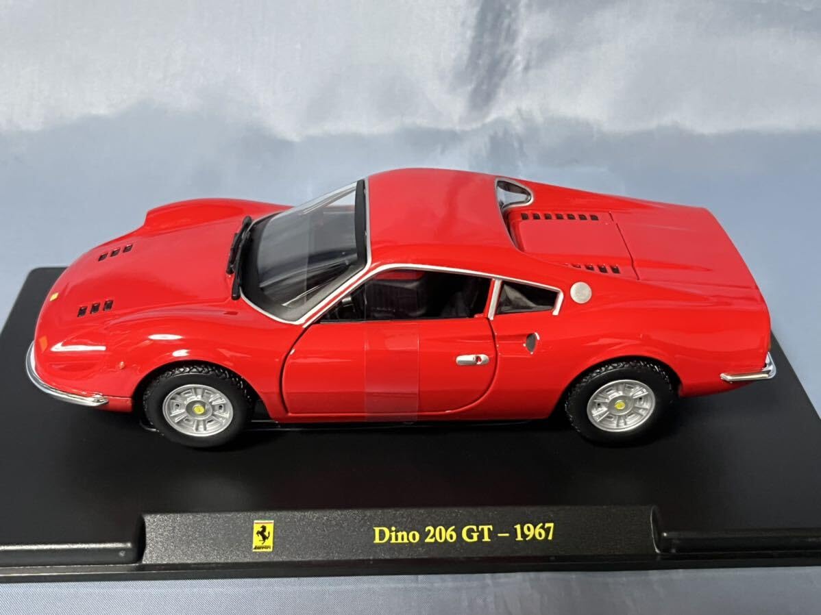 1/24 フェラーリ ディーノ 206 GT 1967 Ferrari ダイキャスト ミニカー