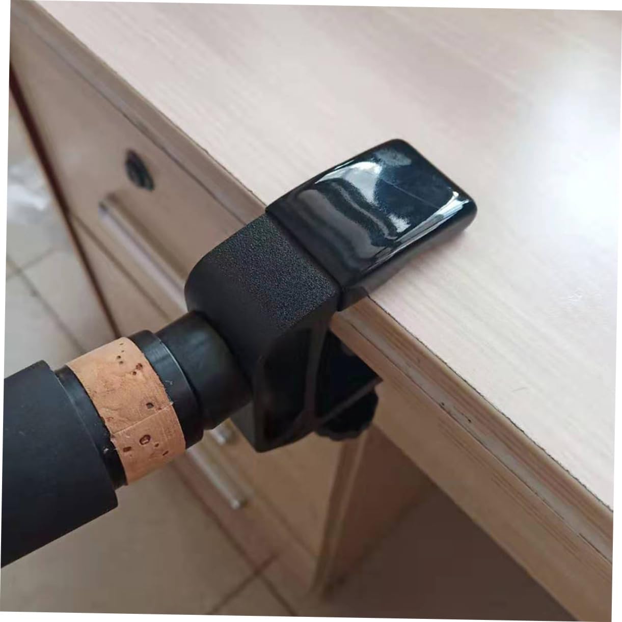 CIMAXIC Clarinet Fixing Clamps Metal Clarinet Bracket Conical Top for Cork Polishing Cell Phone Stand Photography Stand