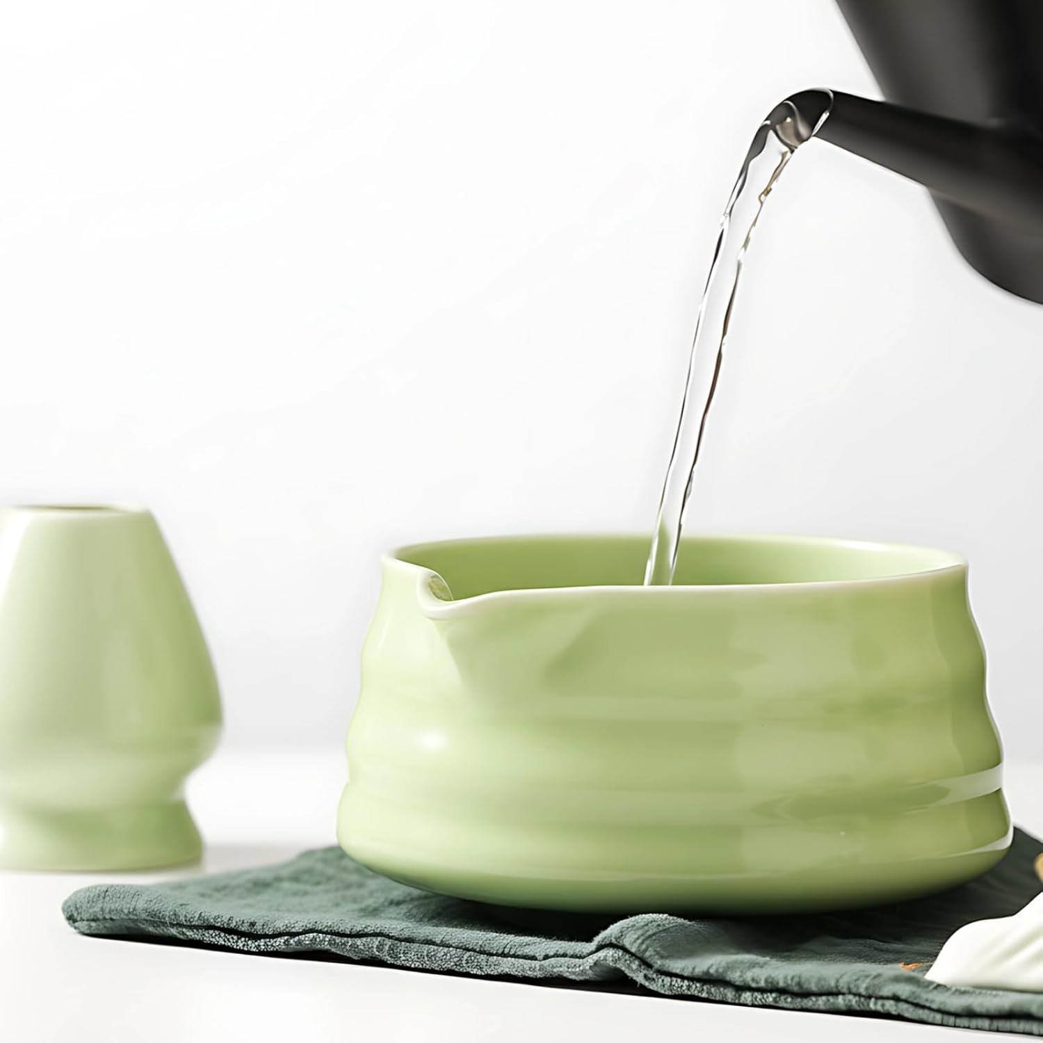 8 Pcs Matcha Tea Set, Japanese Tea Ceremony Kit, with Spout Bowl, Whisk, Holder, Scoop, 4.92 in Bowl, Strainer, Cloth & Rest, Packed in A Gift Box