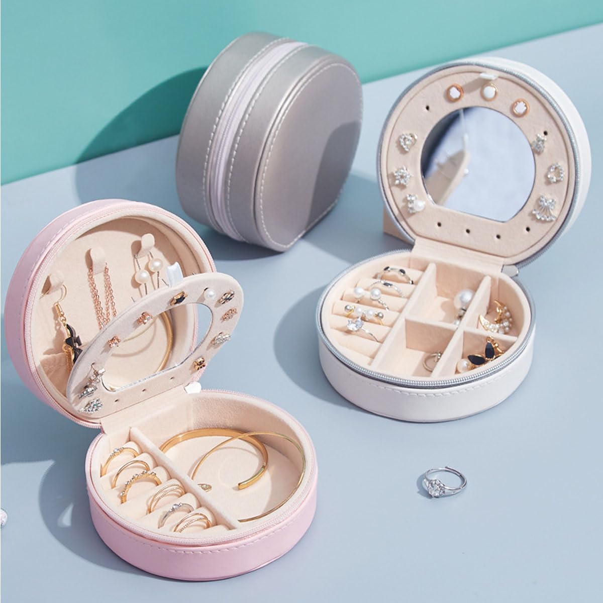 ジュエリーホルダーオーガナイザー - イヤリング、ネックレス、リング用トラベルジュエリーボックスケース(ホワイト)