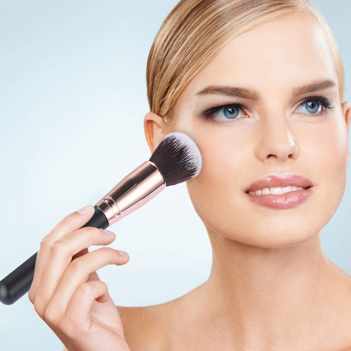 Round Top Kabuki Brush Powder Foundation Makeup Brush, KINGMAS Premium Makeup Brush for Buffing Liquid, Cream, Powder, Blending Face Brush : Beauty & Personal Care