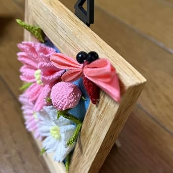 Amazon.co.jp: つまみ細工額飾り秋桜 : おもちゃ