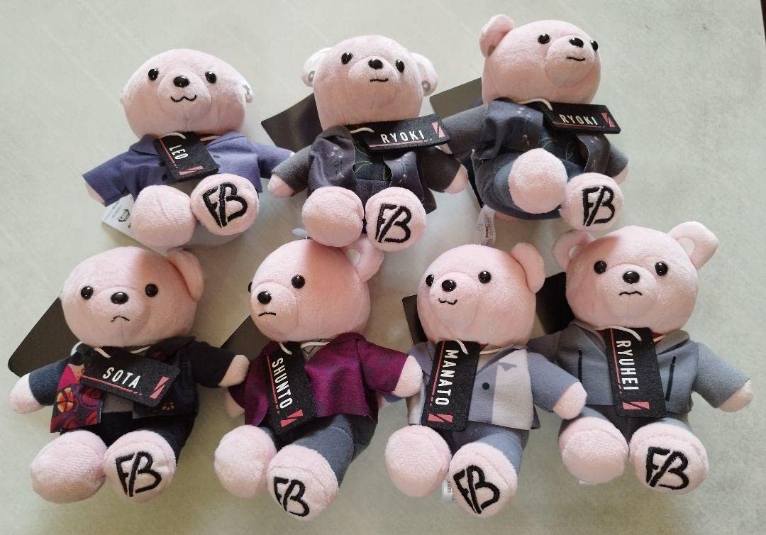 Amazon.co.jp: BE:FIRST モアプラスぬいぐるみ マスコット くま ピンク  