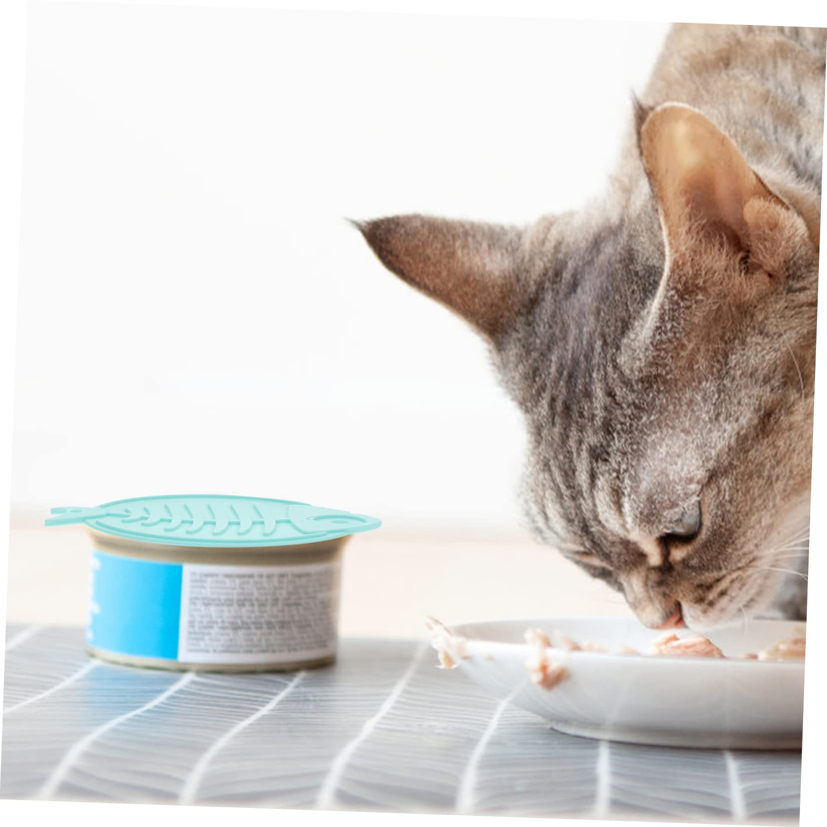 Hemoton 1 Set Silicone Can Lids for Pet Food Wear Resistant Reusable Covers with Cat Spoons Convenient Pack for Freshness and Leak Prevention for Dog and Cat Cans