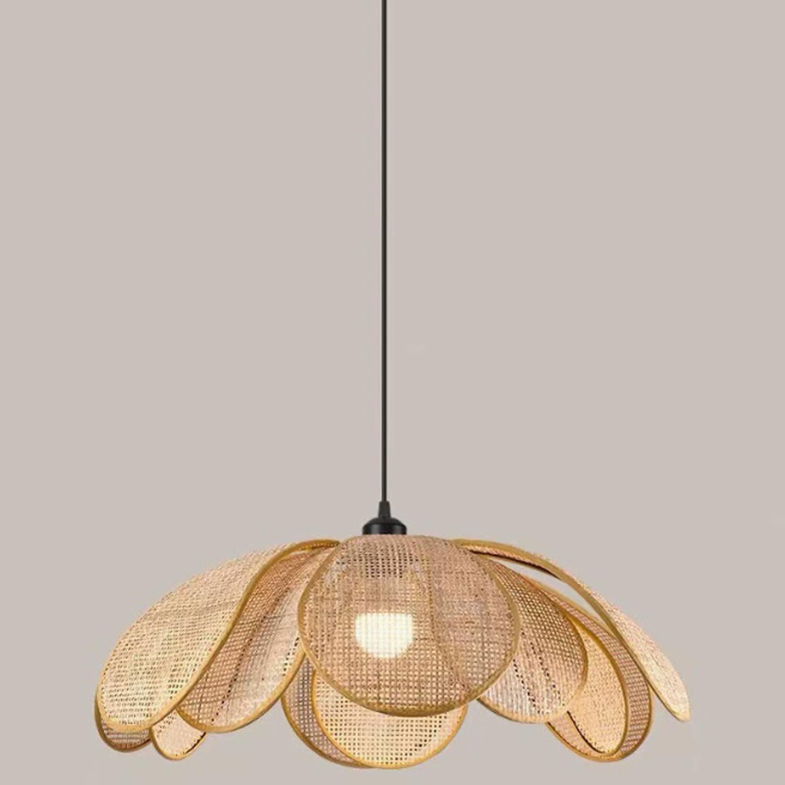 Wisząca lampa w stylu boho z wikliny w stylu rustykalnym, pleciona lampa wisząca z motywem kwiatowym, ręcznie robiony żyrandol nad wyspę kuchenną, odpowiedni do jadalni, rustykalne oświetlenie