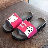 Le pantofole da bagno sono realizzate in materiale, che è morbido, impermeabile, traspirante, antiscivolo, abbastanza spazioso e elastico da indossare, super leggero per liberare i tuoi piedi.