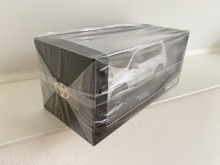 ランドクルーザー プラド 1/30 トヨタカラーサンプル 〈070〉 非売品 トヨタ ランドクルーザー プラド ランクル 白 070 150系