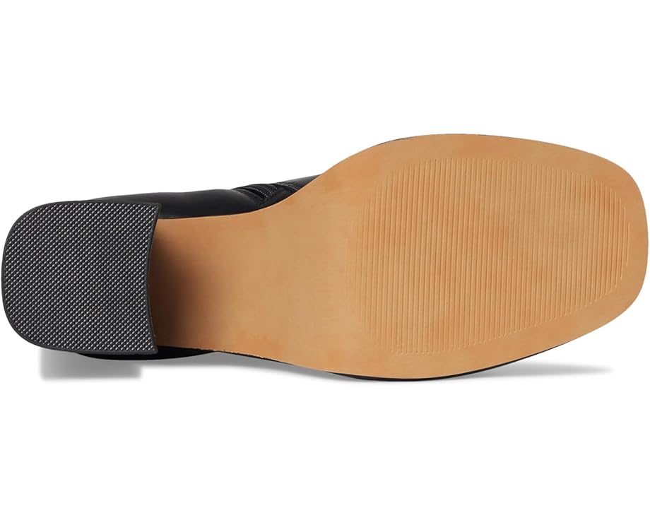 Steve Madden Mystery - Bottom View