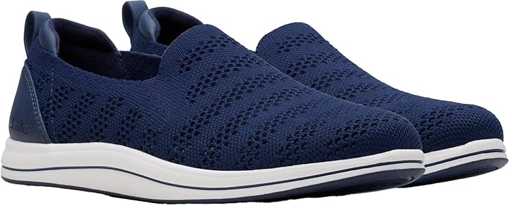 Amazon.com | Clarks Women's Breezey Izzy Navy Textile 5 Medium