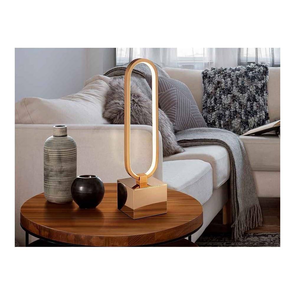 Novedad en Sobremesa led COLETTE dorada de Schuller
