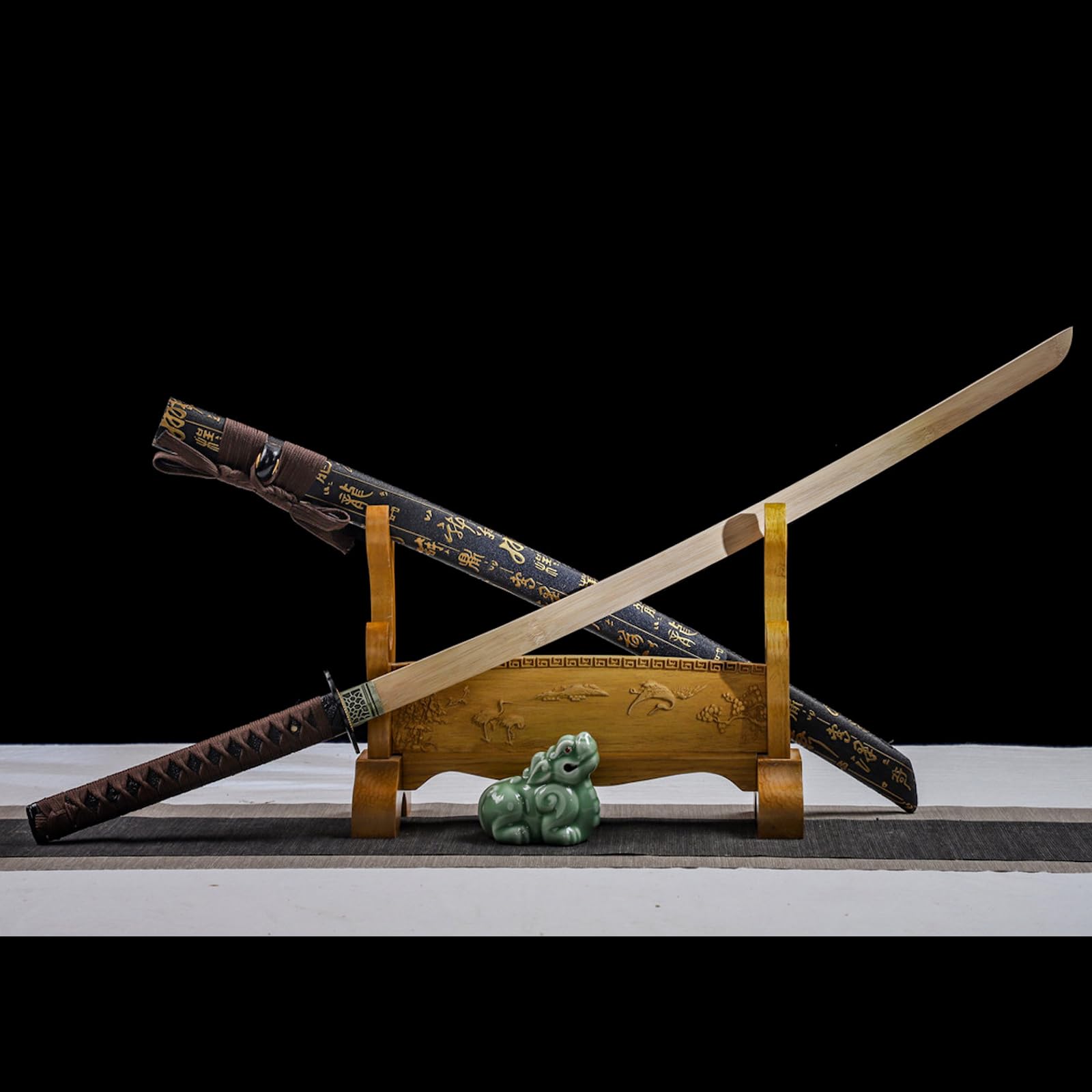 Katana de Madera Hecha a Mano de 103 cm,Vaina Envuelta en Cuero,Hoja Hecha de bambú,Espada samurái de Madera para Cosplay,Artes Marciales,Kendo,Accesorios,Entrenamiento,decoración