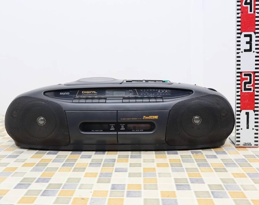 Amazon.co.jp: △オーディオ機器 レトロCDラジカセSANYO