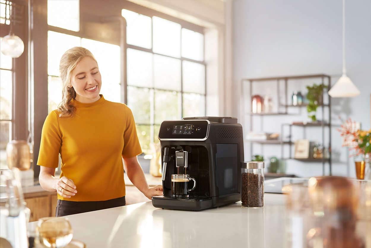 Philips 2200 Series Fully Automatic Espresso Machine w/ Milk Frother, Black, EP2220/14 (Renewed)