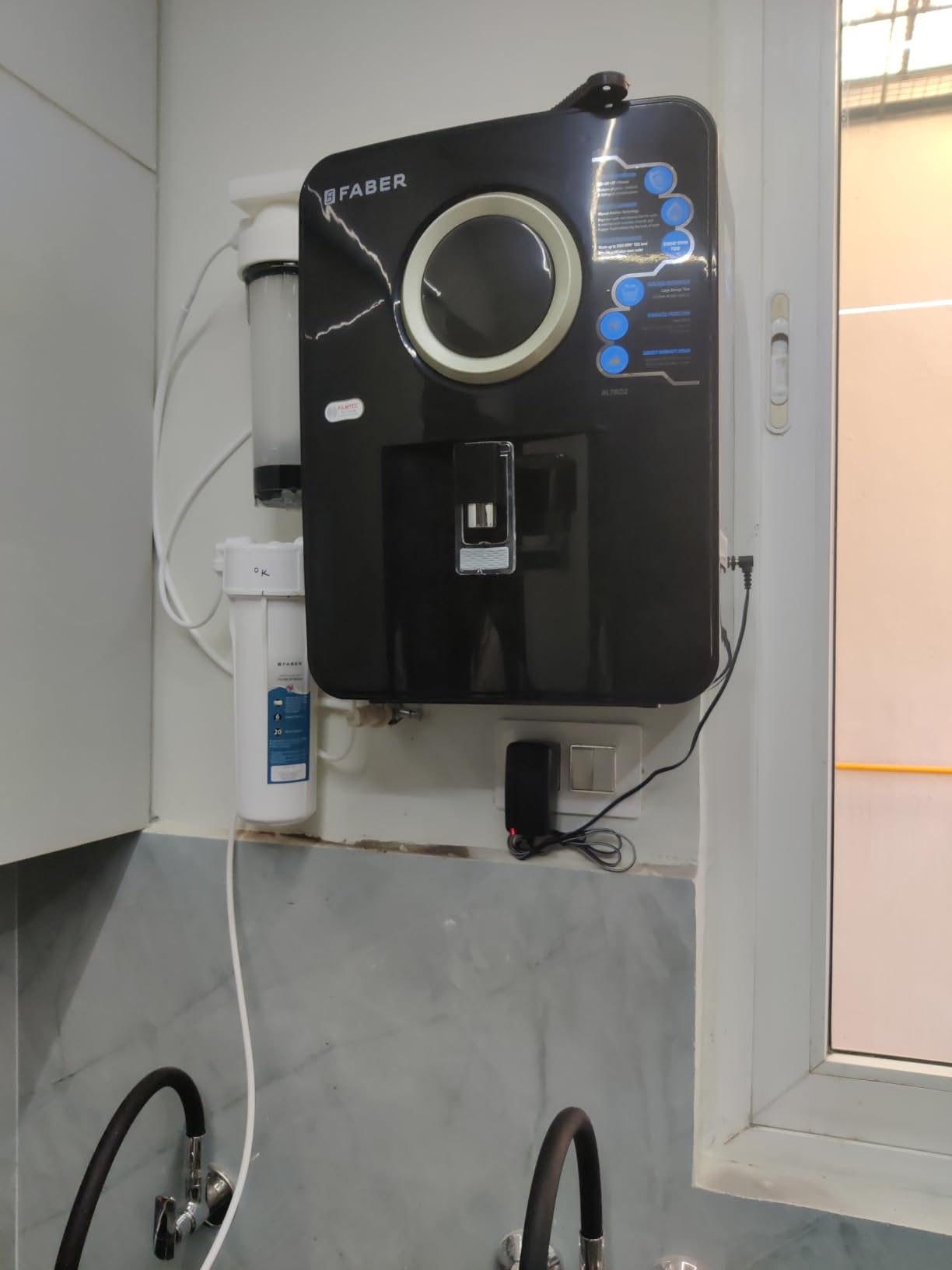 Faber Altroz (RO+UV+UF+MAT) with Heavy Duty Membrane Upto 3000 TDS