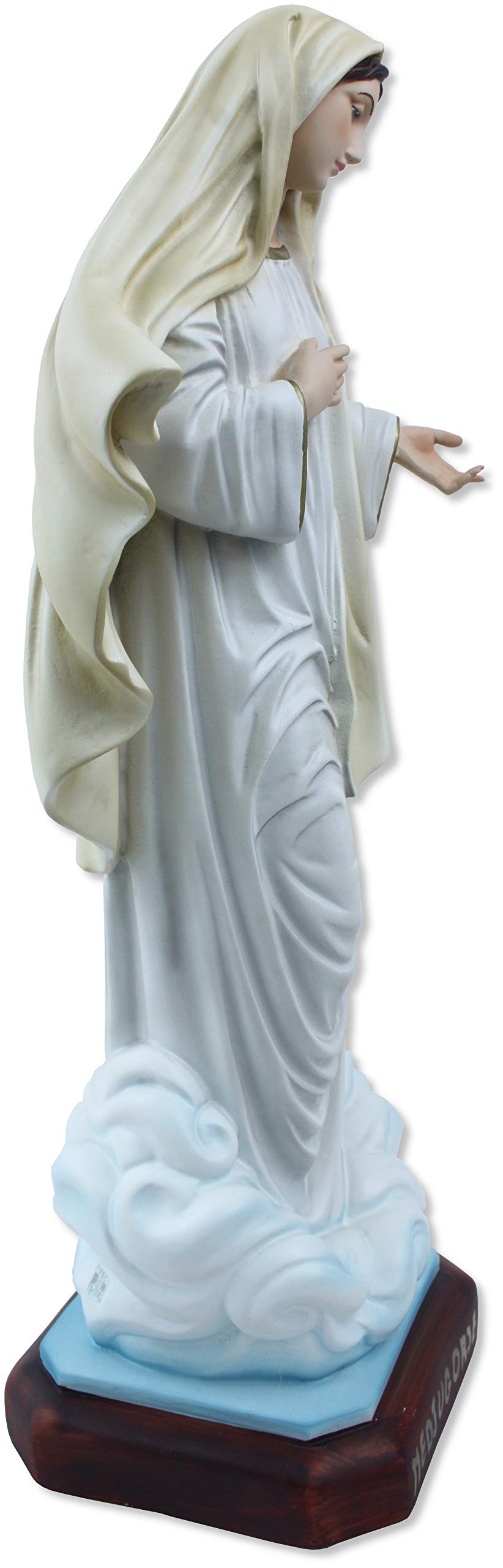 Proposte Religiose Statua della Madonna di Medjugorje in Resina Vuota. Altezza cm 40. Dipinta a Mano.