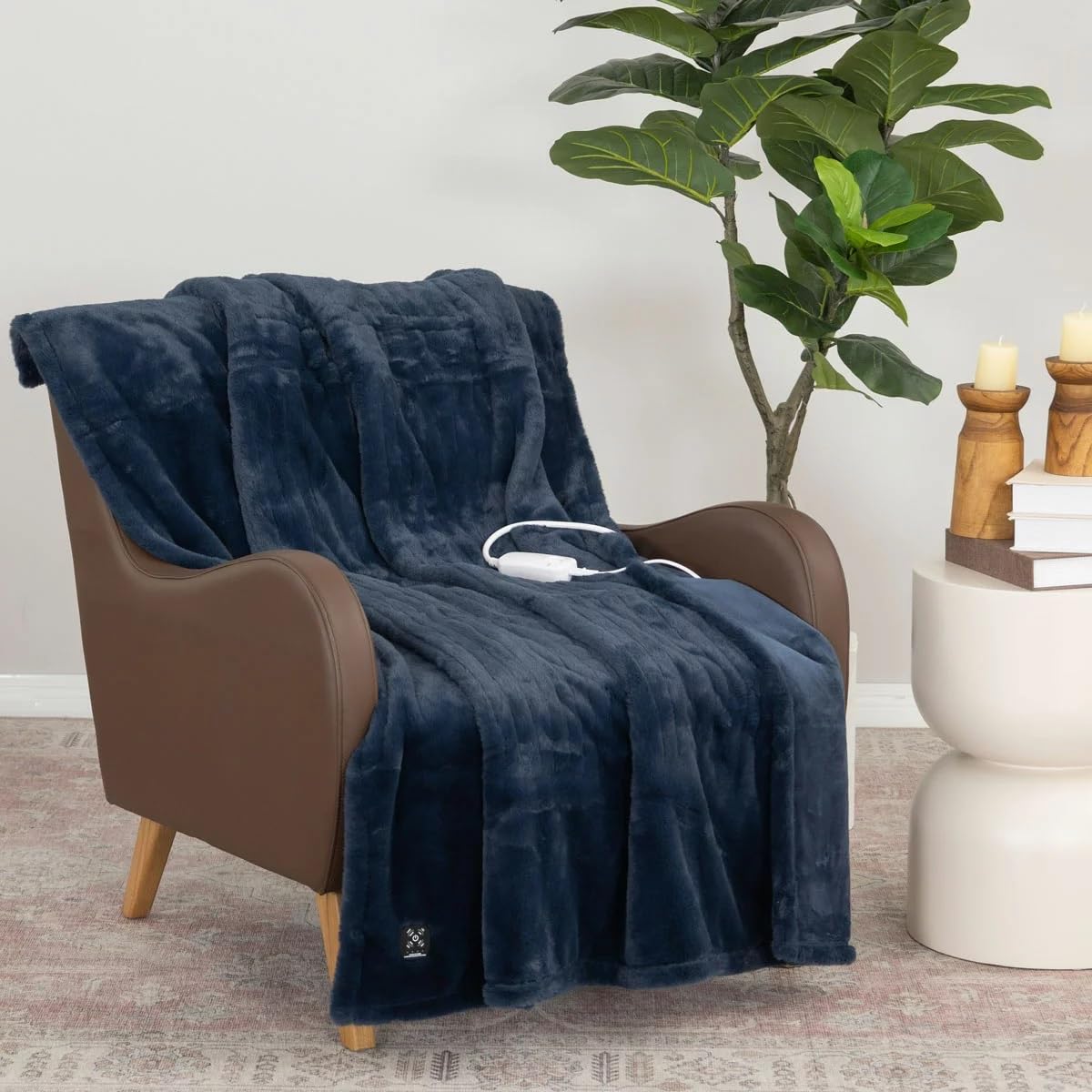 Berkshire Life Heated Throw Luxe Faux Fur Reversible Auto Shut-Off (Navy Blue)