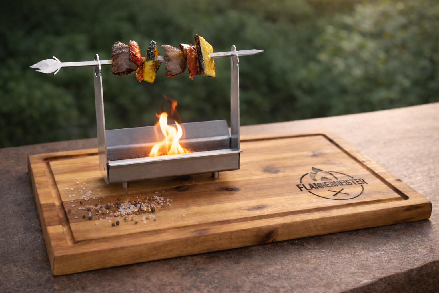 Flambiergrill Tischgrill mit Edelstahlwanne & Akazienholzbrett – Indoor & Outdoor Grill mit Rum – Made in Germany – Geschenkidee für Grillfans, Balkon & Kamin, BBQ, Minigrill