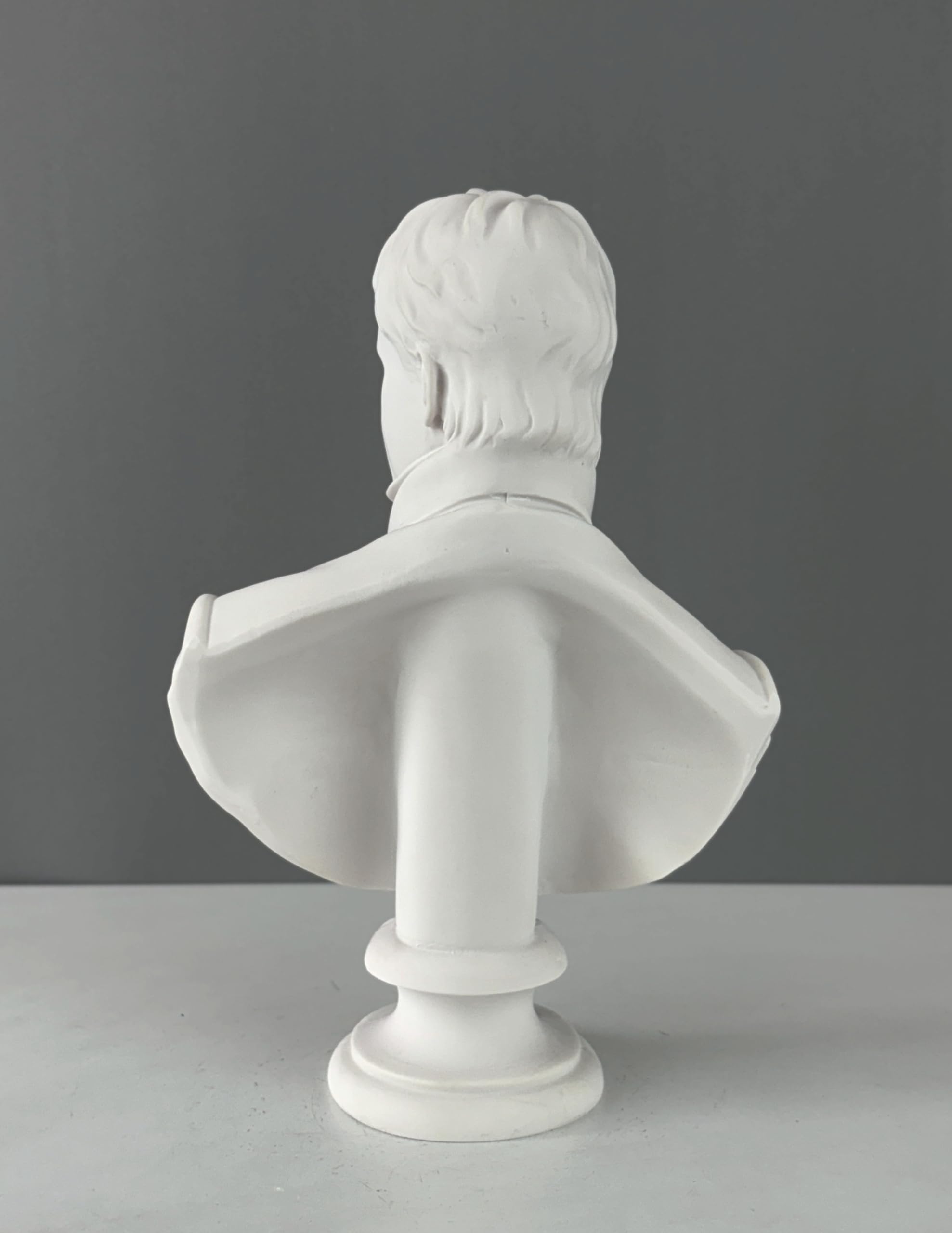 Mr. Darcy & Elizabeth Bennet Büste Statue, 25 cm, Stolz und Vorurteil, Jane Austen, Statue Dekor (Mr. Darcy)