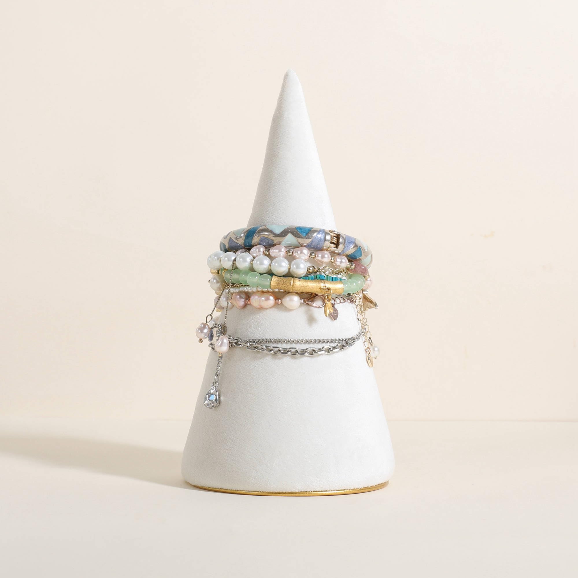 GemeShou Velvet bracelet display stand for selling, white jewelry bangle holder with golden base, felt bracelet storage organizer for nightstand home decor【Bracelet holder-white】