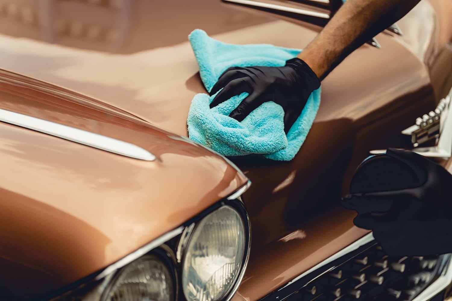 detailmate Meguiars - Kit de cuidado para el coche, cera líquida híbrida de cerámica de 473 ml, gamuza de microfibra azul 550 GSM + esponja de aplicación de cera, sellado para el cuidado del vehículo