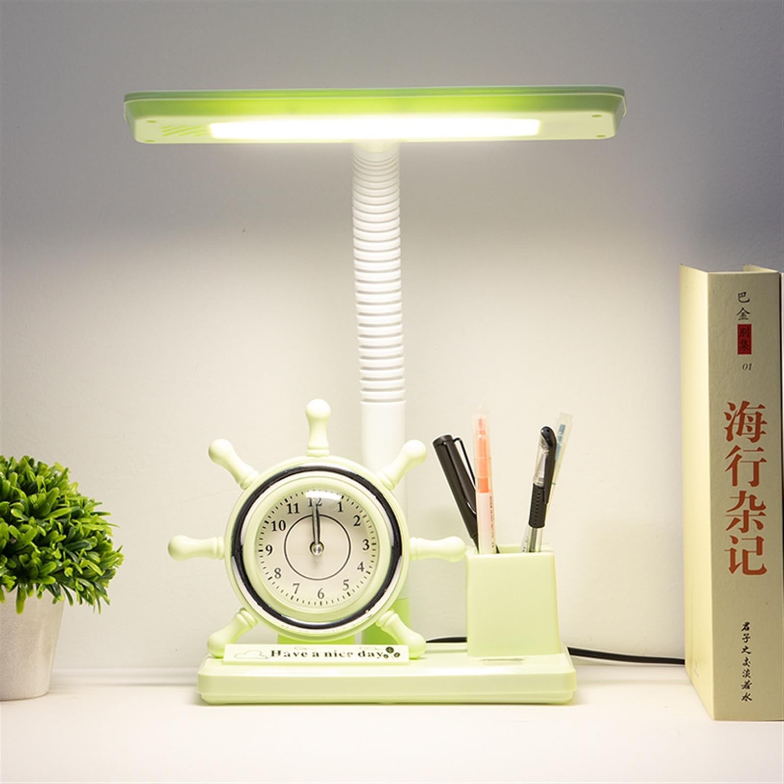 Lampe de bureau Lampe de bureau avec protection des yeux, lampe de bureau LED enfichable avec petit réveil et porte-stylo, 3 modes d'éclairage, interrupteur à bouton Lampe de bureau LED(Green)