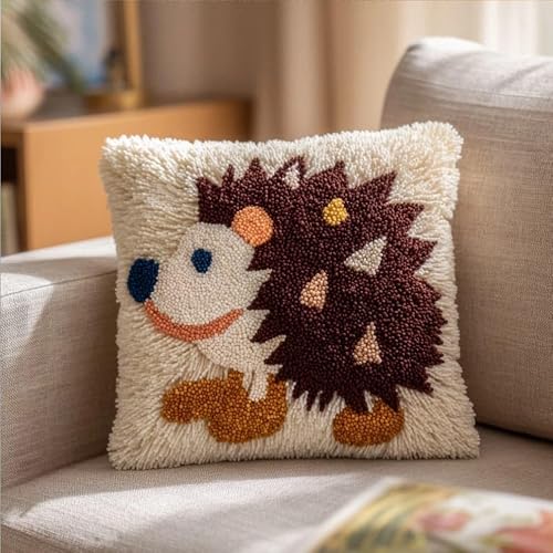 WallustrioaW Latch Hook Kit Cushion for Adults,Hedgehog 17X17 Inch, Pre-Printed Craft Latch Hook Rug Kits Cross-Stitch Embroidery Pillow Cover Kit
