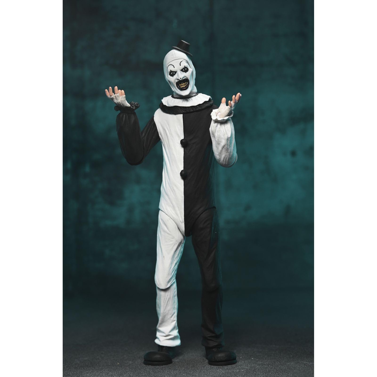 Terrifier: Art The Clown 7" Ultimate Collectible Action Figure