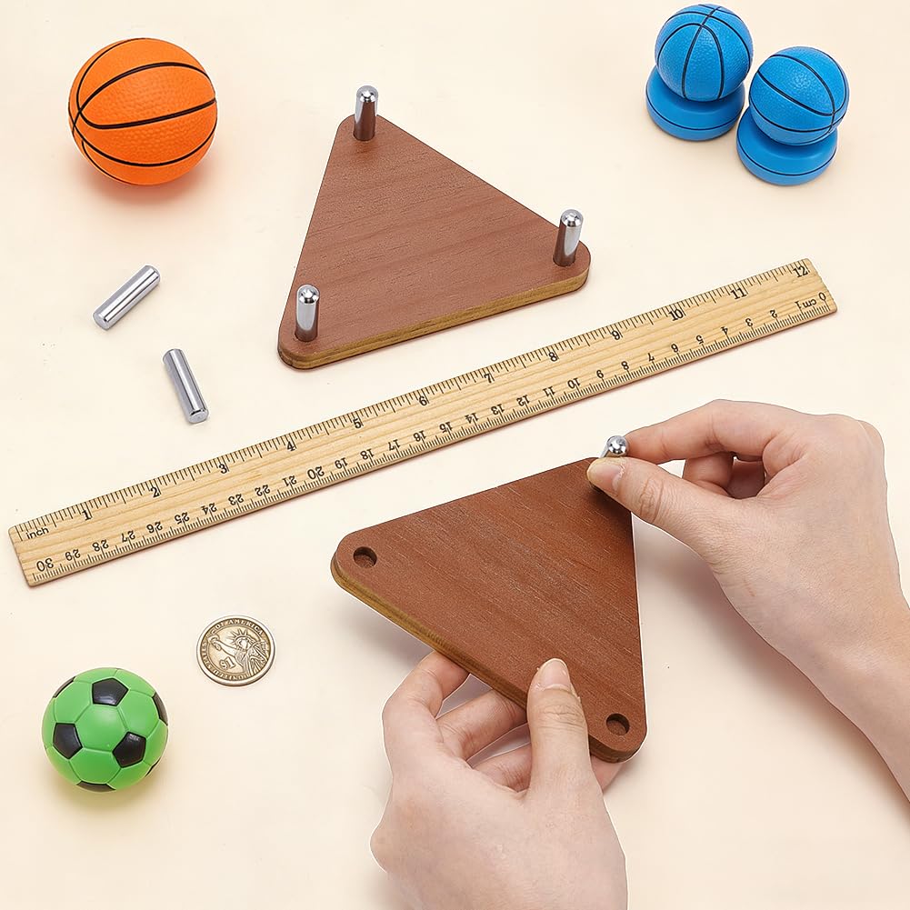 UNICRAFTALE 2 espositori triangolari in legno per palloni da calcio, marrone, da scrivania, per riporre oggetti sportivi, per palloni da basket, 9,7 x 12 x 4 cm