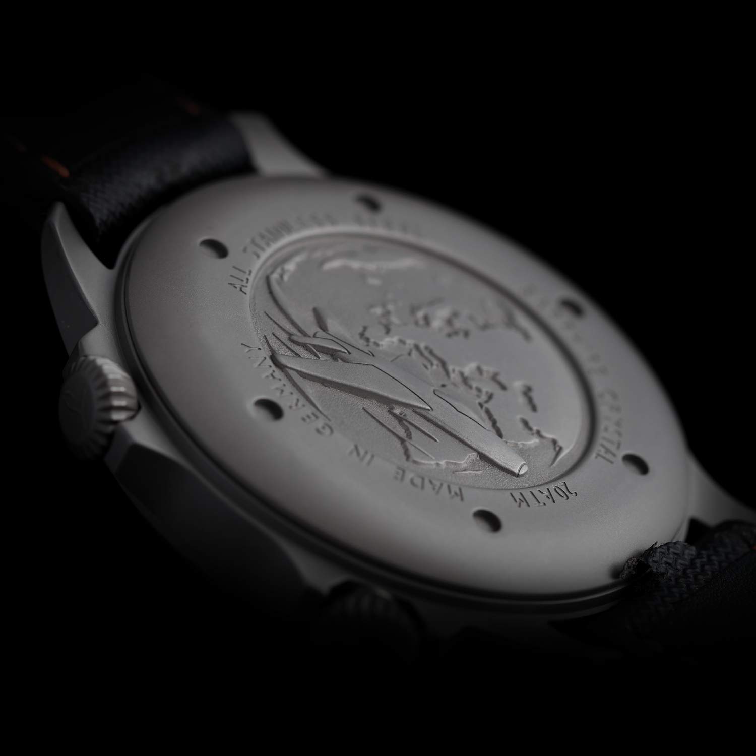 Laco Reloj de Aviador Frankfurt GMT Negro Fabricado en Alemania – Reloj automático de 43 mm de diámetro – Impermeable 20 ATM – Desde 1925, Correas
