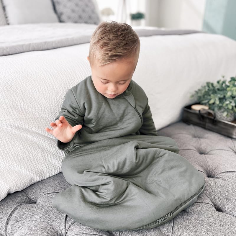 Image of GUNAMUNA Long-Sleeve Sleep Sack for Babies, Wearable Sleep Bags, Soft Rayon, 1.0 TOG, Essentials for Newborns