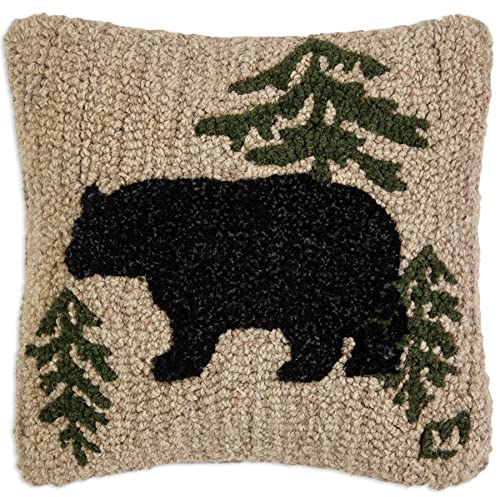 Chandler 4 Corners Artist-Designed Wandering Bear Hand-Hooked Wool Decorative Throw