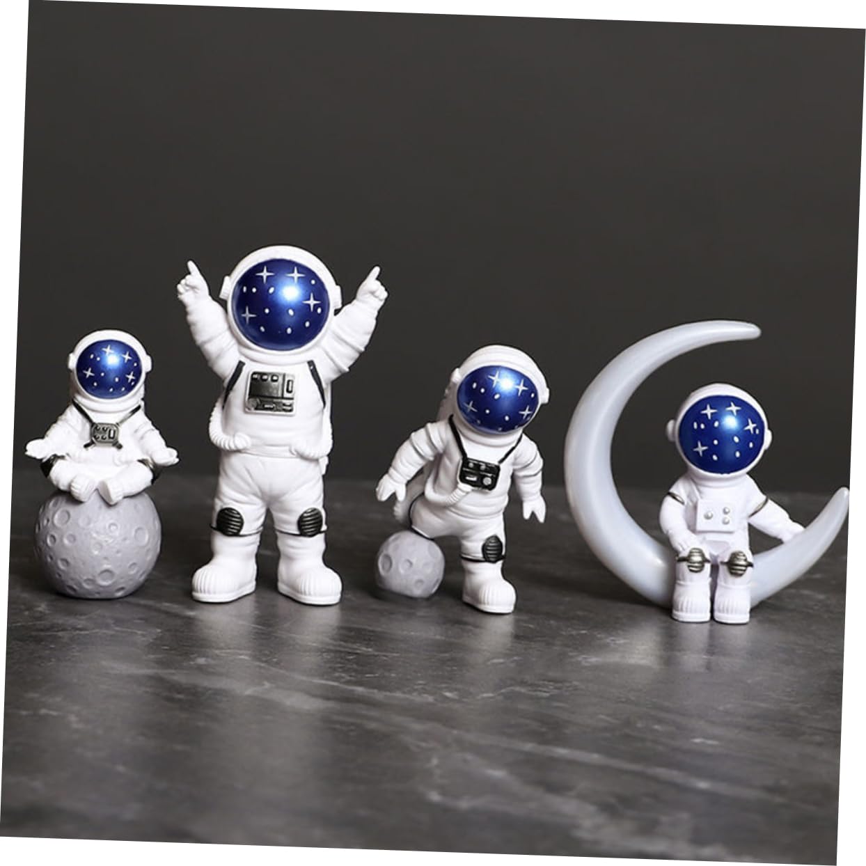 Cabilock 4 Juegos De Estatua De Astronauta Modelo Delicada Figura De Astronauta Adorno De Decoración De Astronauta De Escritorio Estatuas De Astronauta Figuras De Astronauta De