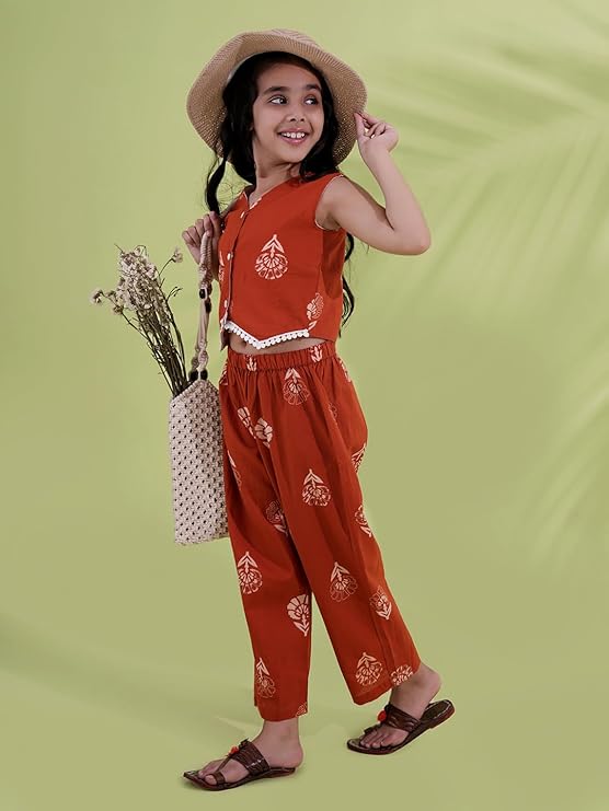 Bollywood Casual Wear Cotton Sleeveless Printed Girls Co-Ords - Picture 7 of 16
