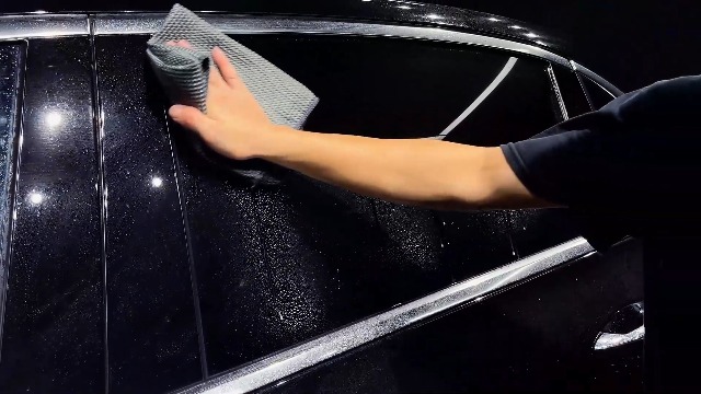 Amazon | 【LADAS】ガラスクリーナー 拭き筋ゼロ 大容量 500ml 洗車