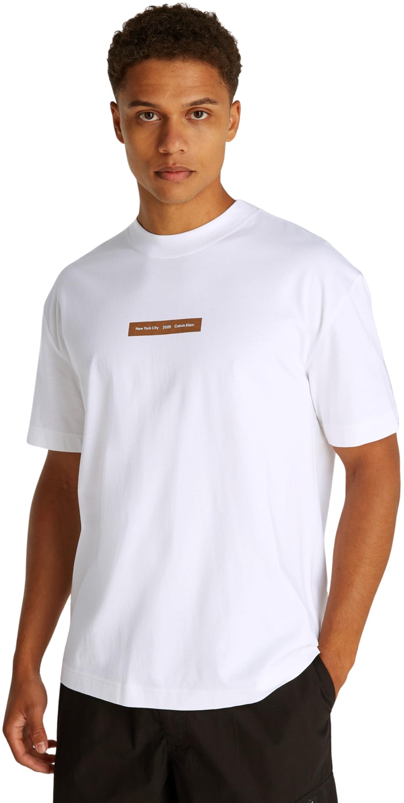 Mode von Calvin Klein & Tommy Hilfiger