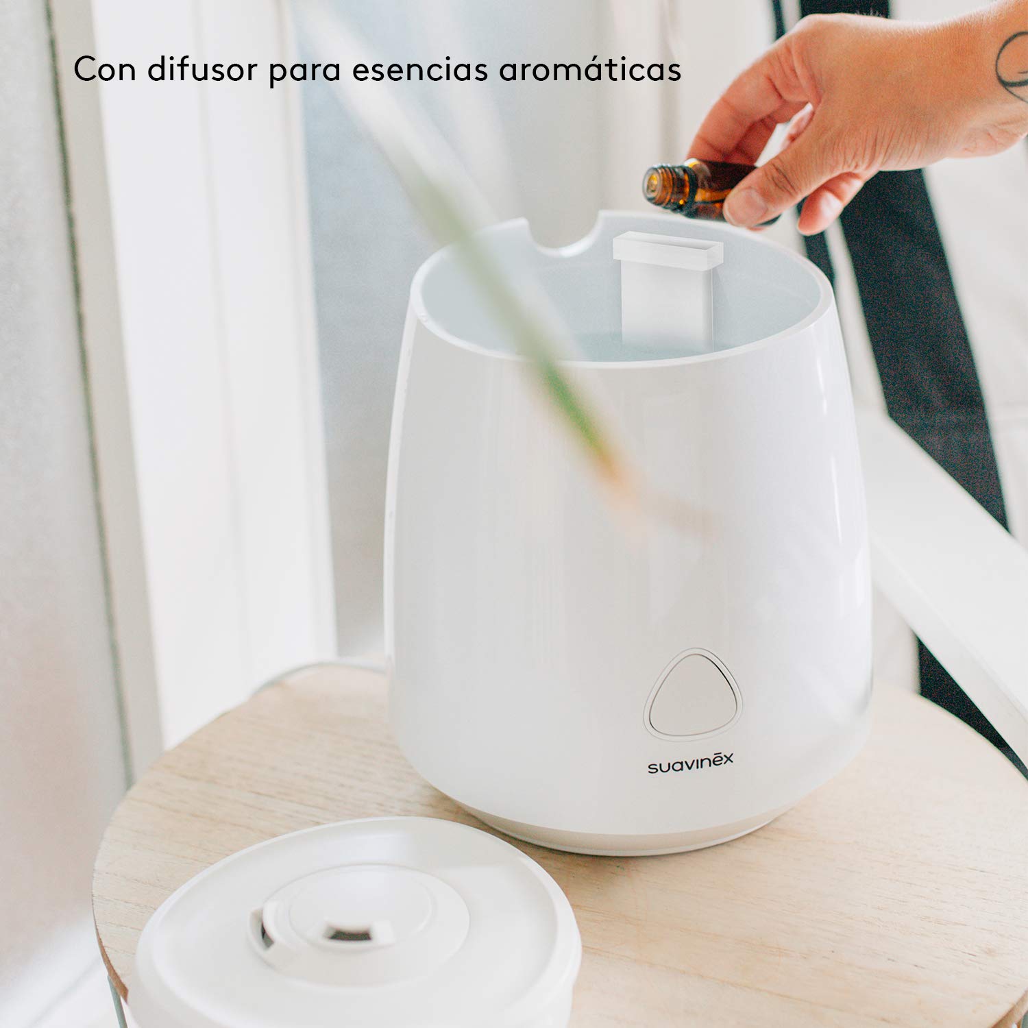 Suavinex, Humidificador Bebés, Humidificador Silencioso, de Vapor Frío, Ultrasónico, Aromaterapia, Luz Nocturna, Gran Autonomía, Control de Potencia, 2.2L, Blanco