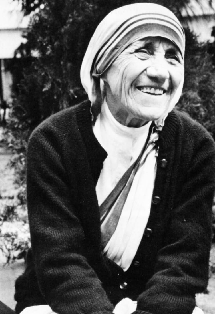 Amazon.com: Artist Unknown Mother Teresa Poster, Smiling