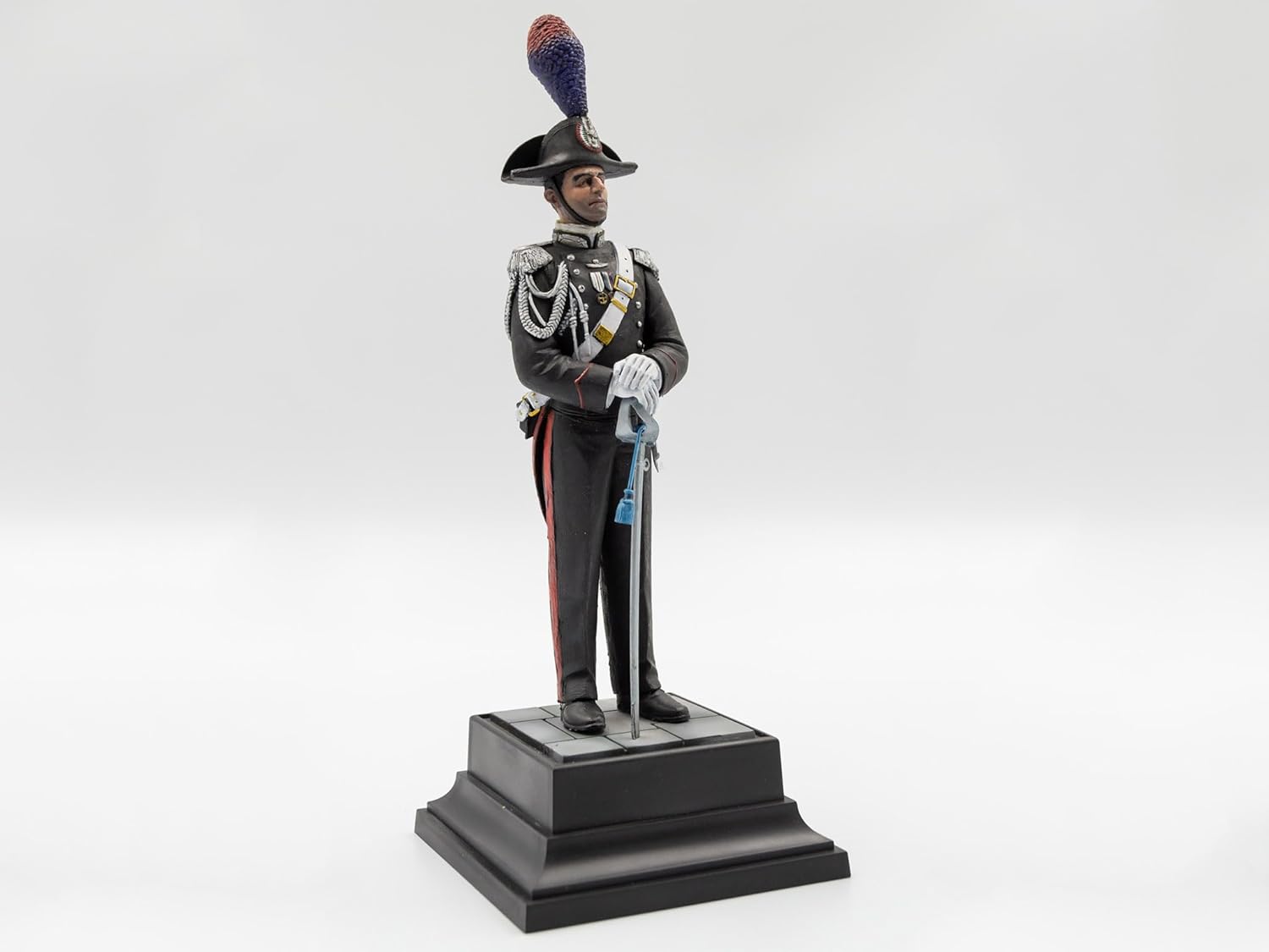 ICM 1/16 Scale Italian Carabineer - World's Guards Plastic Model Building Kit #16003