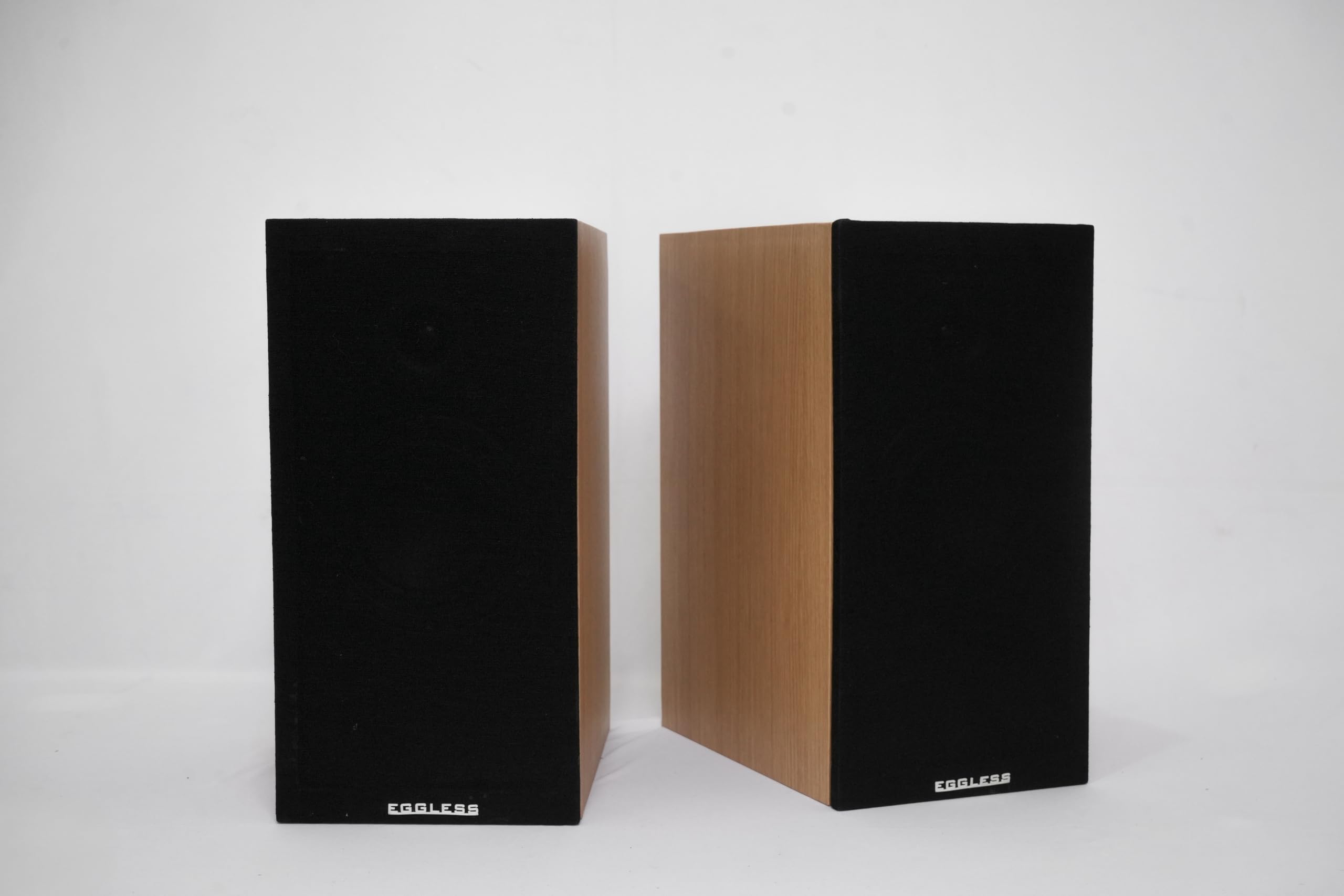 Medium Bookshelf Speakers, Non Ported, Oak Finish, Marine MDF, 2-Way, Wired, 75W, for Stereo Systems, Home Theatre and AV Receivers-image-2