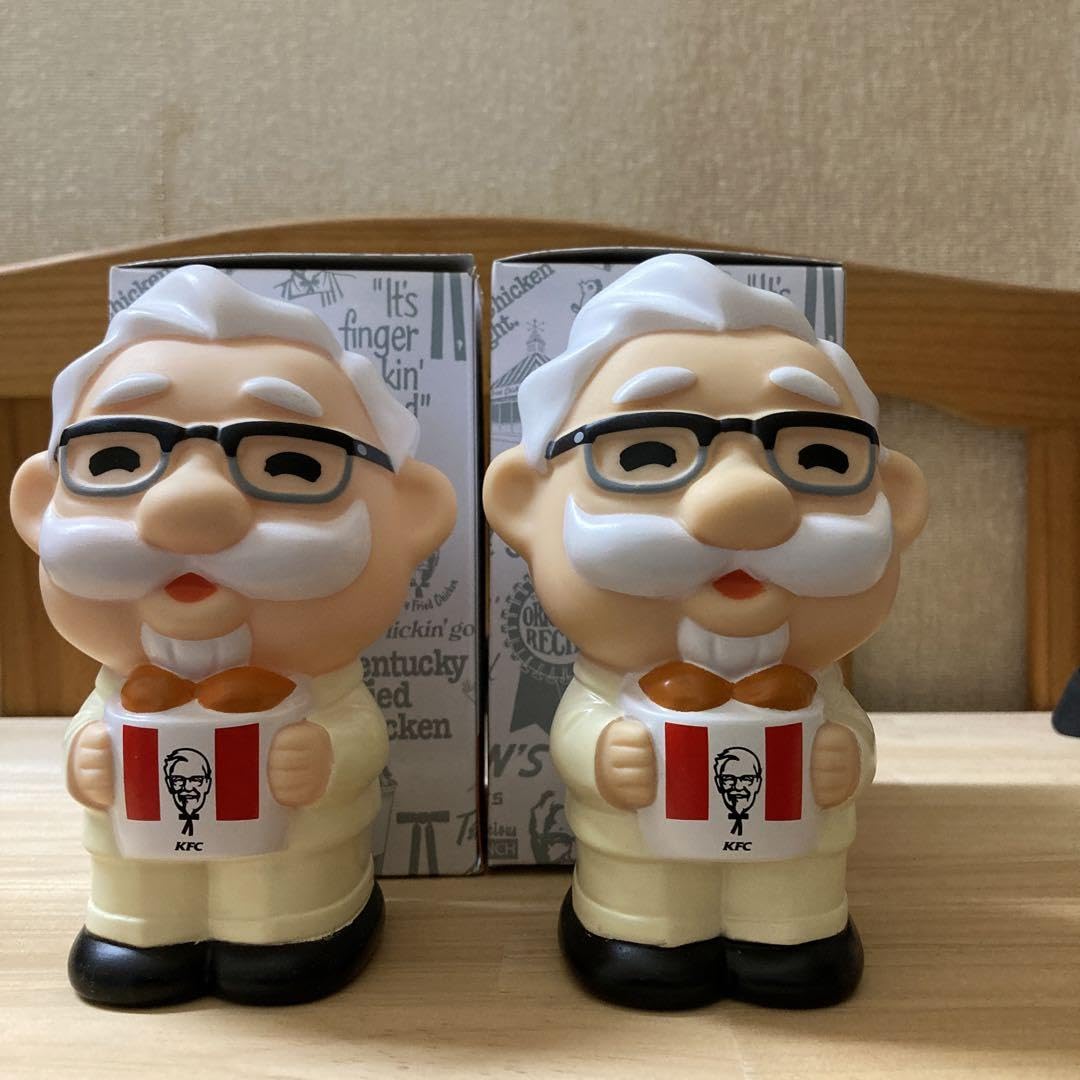 Amazon.co.jp: 貯金箱 カーネルサンダース 2体セット ケンタッキー 