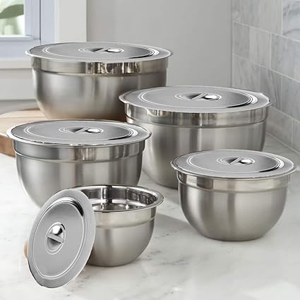 Amazon Brand - Umi, Exotic Resistance Stainless Steel German Bowl Set with Steel Lid of 5 Piece in 5 Different Sizes- 14, 18, 22, 26, 30 cm - Silver