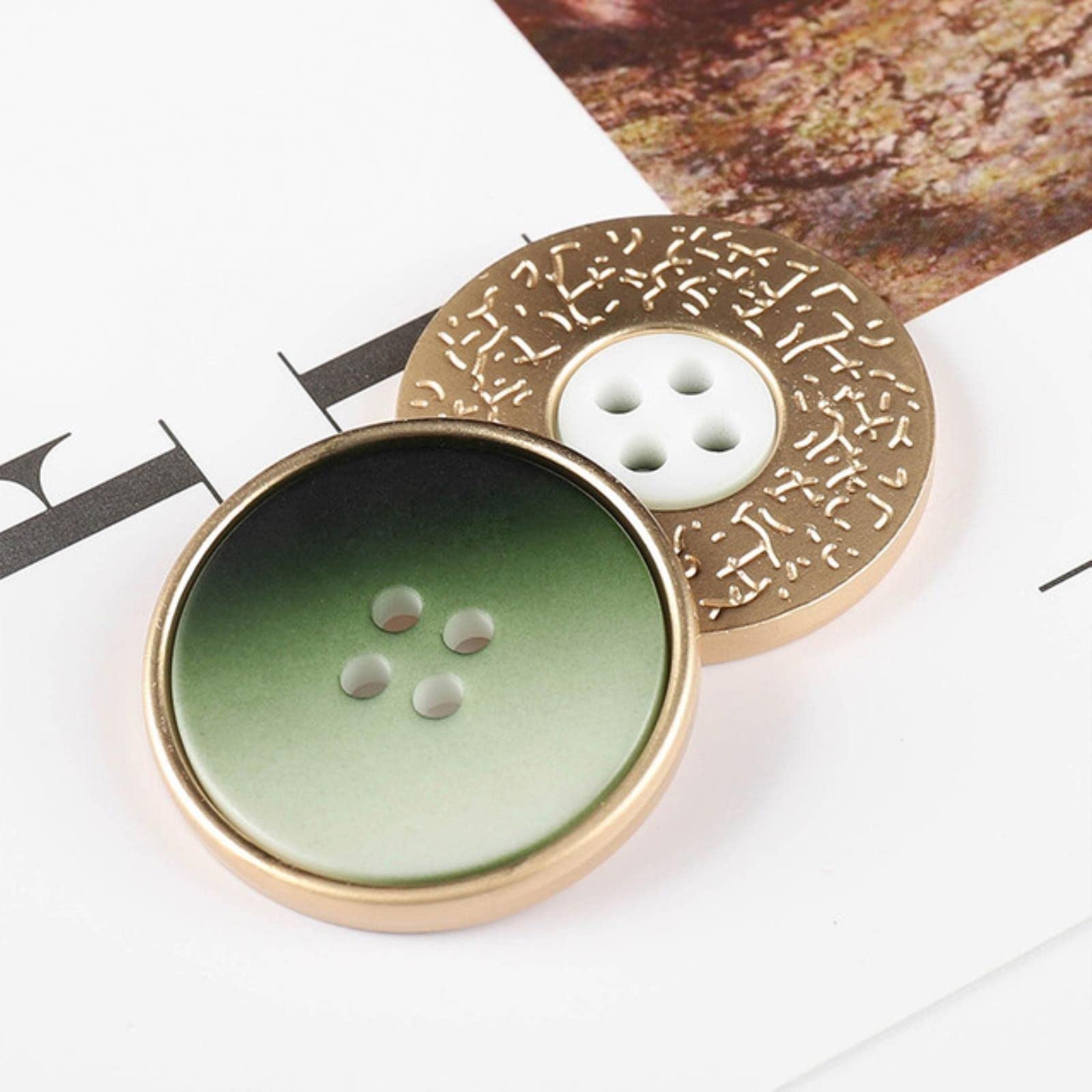 Lot de 50 boutons en bois de chrysanthème vintage coloré pour couture