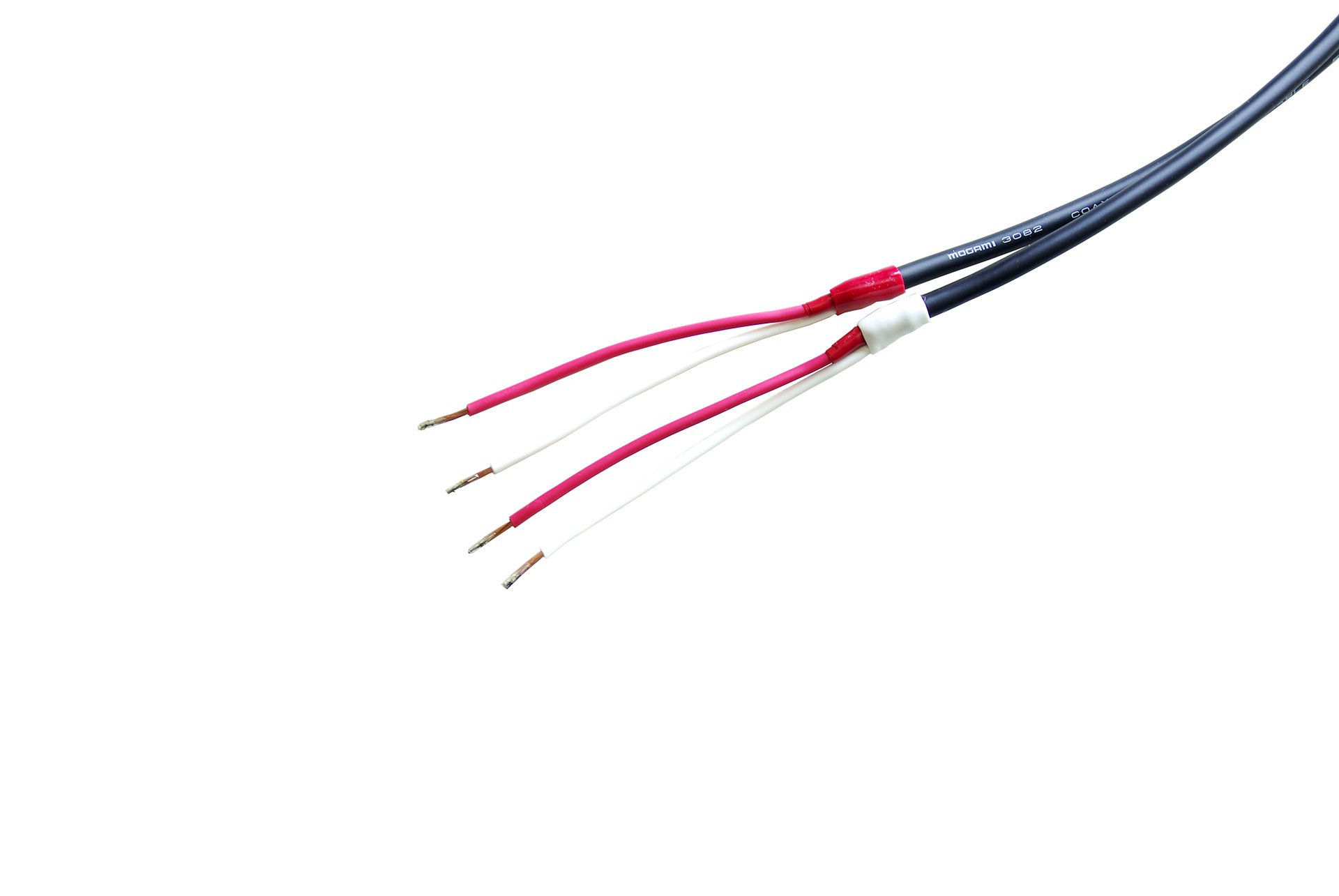 Amazon | チクマ (Chikuma) スピーカーケーブル 2.0m CDS-SPC/2.0