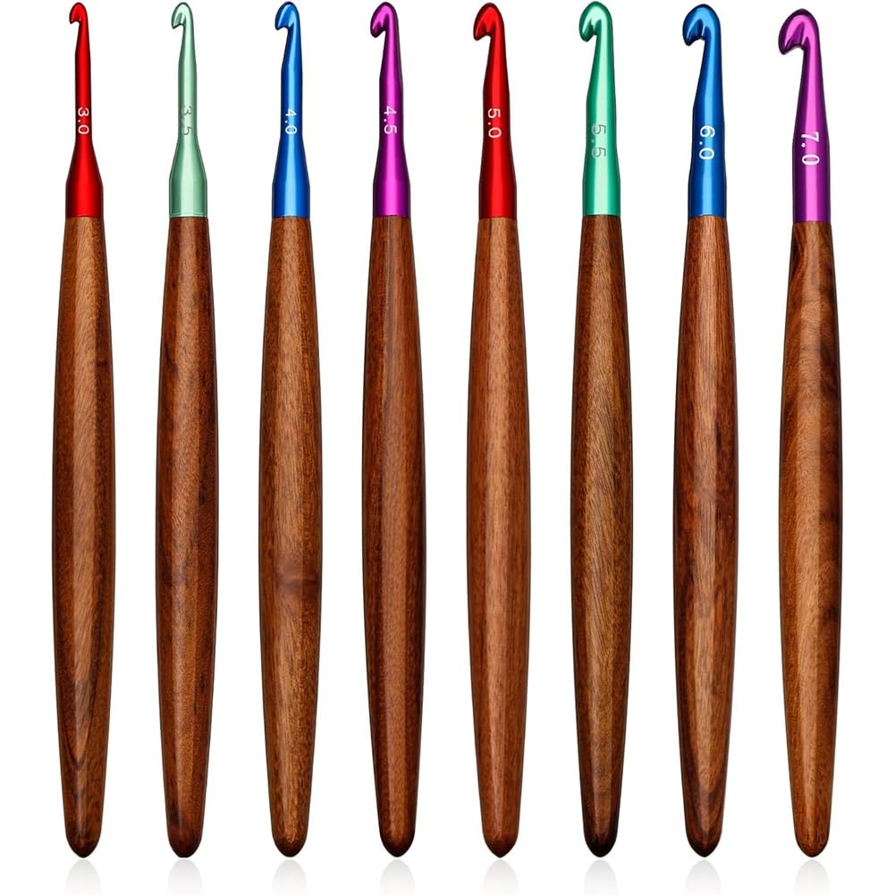 Hndhbfgrt Aluminum Crochet Hooks 3mm-7mm, 8 PCS Ergonomic Set Featuring Wooden Handles, Crochet Needles Included
